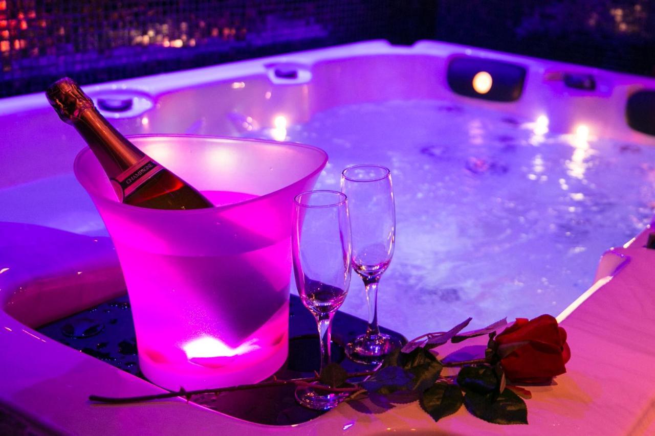 L'Insolite Spa Privatif "Suite Luxueuse-Jacuzzi Tolosa Esterno foto